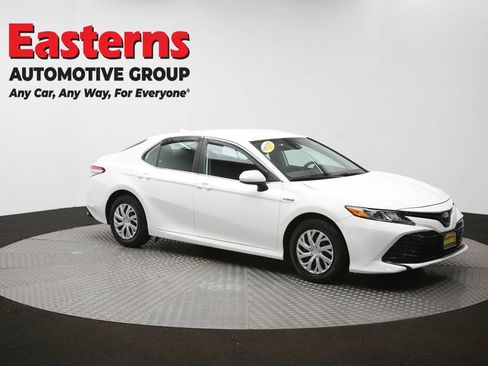 Used 2020 Toyota Camry LE image 49