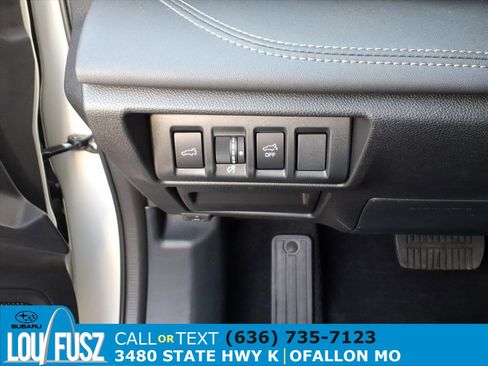 Certified 2025 Subaru Outback Limited image 20