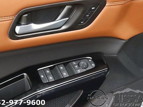 New 2026 Nissan Pathfinder Platinum w/ Cargo Package FWD image 10