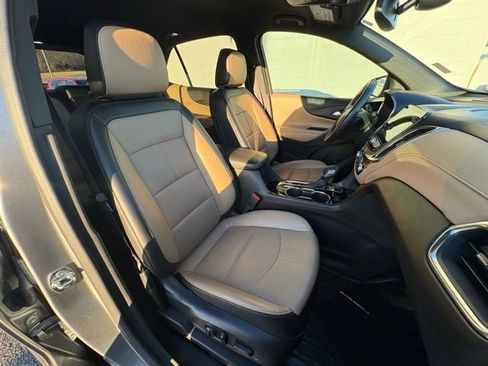 Used 2024 Chevrolet Equinox Premier image 33