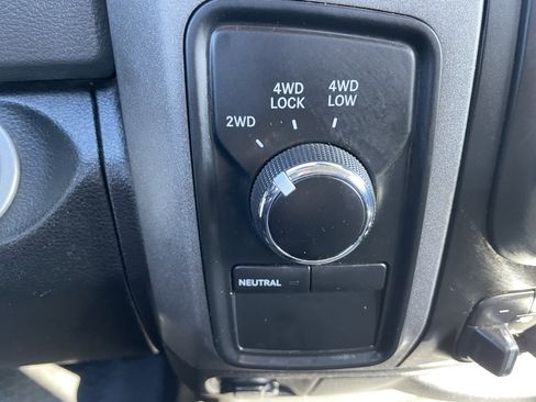 Used 2018 RAM 3500 Tradesman w/ Chrome Appearance Group image 22