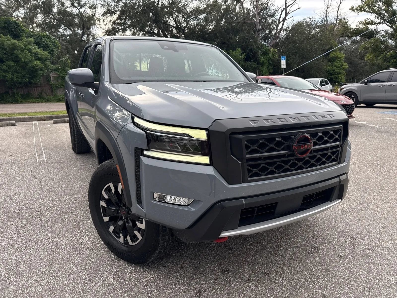 Used 2024 Nissan Frontier PRO-4X w/ Technology Package AWD/4WD image 4