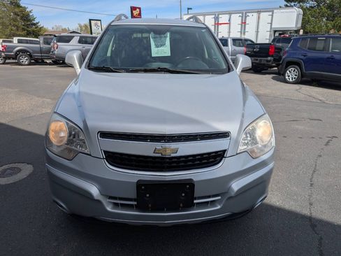 Used 2012 Chevrolet Captiva Sport LTZ AWD/4WD image 2