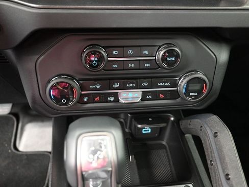 New 2025 Ford Bronco Badlands AWD/4WD image 18