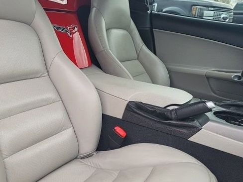 Used 2007 Chevrolet Corvette Convertible w/ Preferred Equipment Group image 12