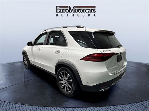 Used 2025 Mercedes-Benz GLE 350 4MATIC image 3
