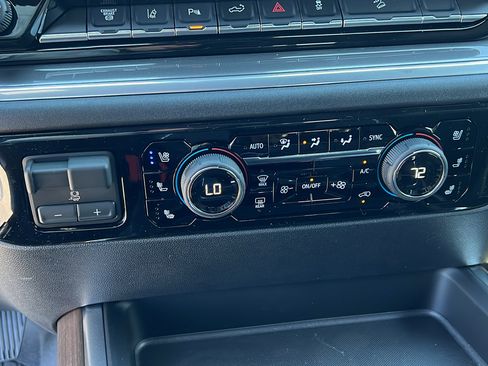 New 2026 Chevrolet Silverado 2500 High Country w/ High Country Premium Package AWD/4WD image 24