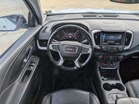 Used 2019 GMC Terrain SLT w/ Preferred Package FWD image 25