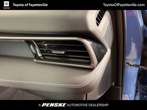 Used 2024 Toyota Camry SE image 17