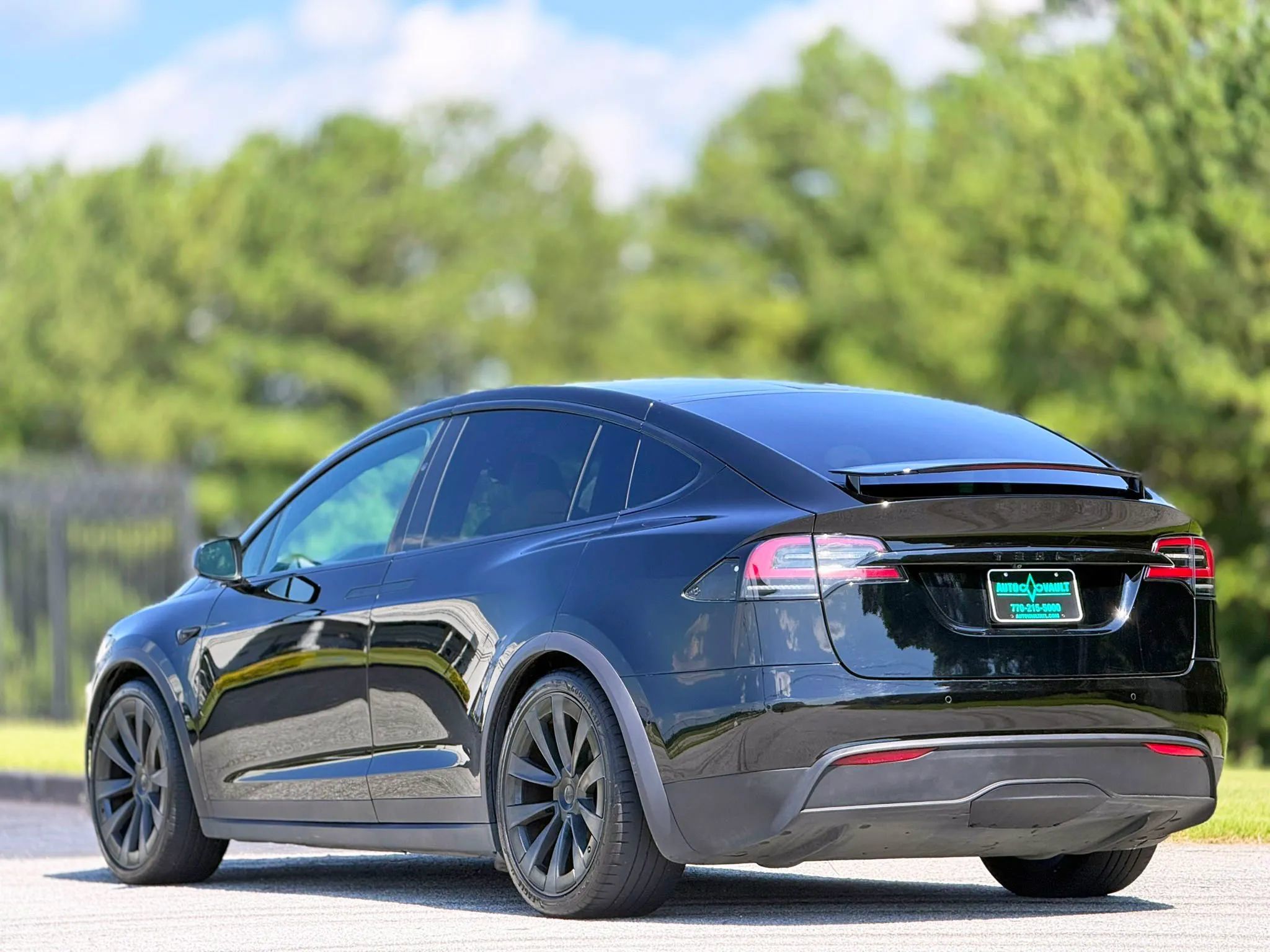 Used 2022 Tesla Model X AWD/4WD image 8