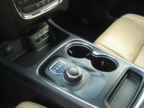 Used 2014 Dodge Durango Citadel RWD image 9