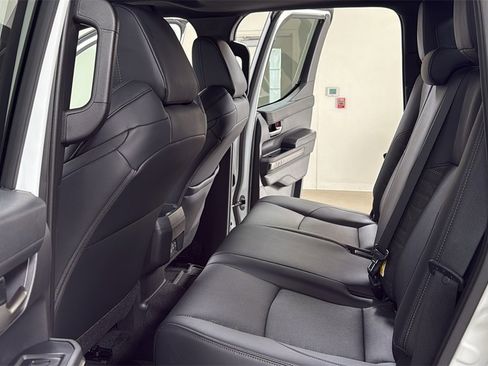 Certified 2025 Toyota Tacoma TRD Sport image 15