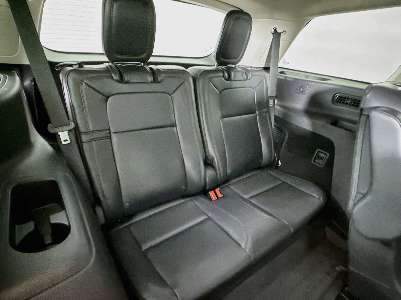 Used 2025 Lincoln Aviator Reserve w/ Equipment Group 201A AWD/4WD image 38
