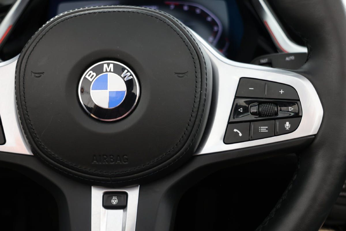 Used 2026 BMW Z4 M40i w/ Premium Package RWD image 27