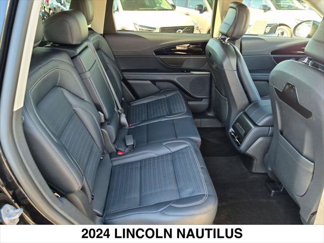Certified 2024 Lincoln Nautilus Reserve AWD/4WD image 25