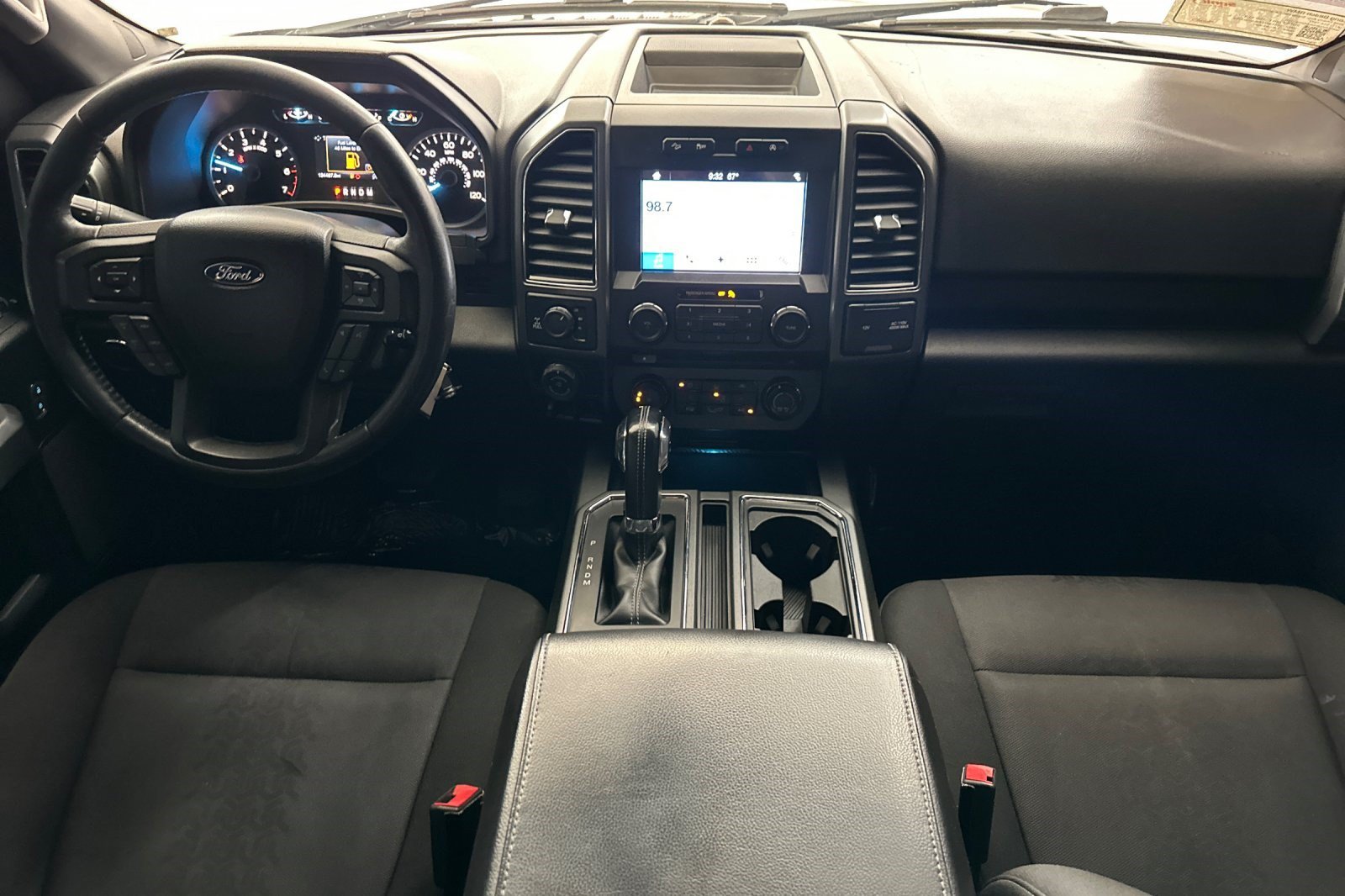 Used 2018 Ford F150 XLT w/ Equipment Group 302A Luxury AWD/4WD image 16