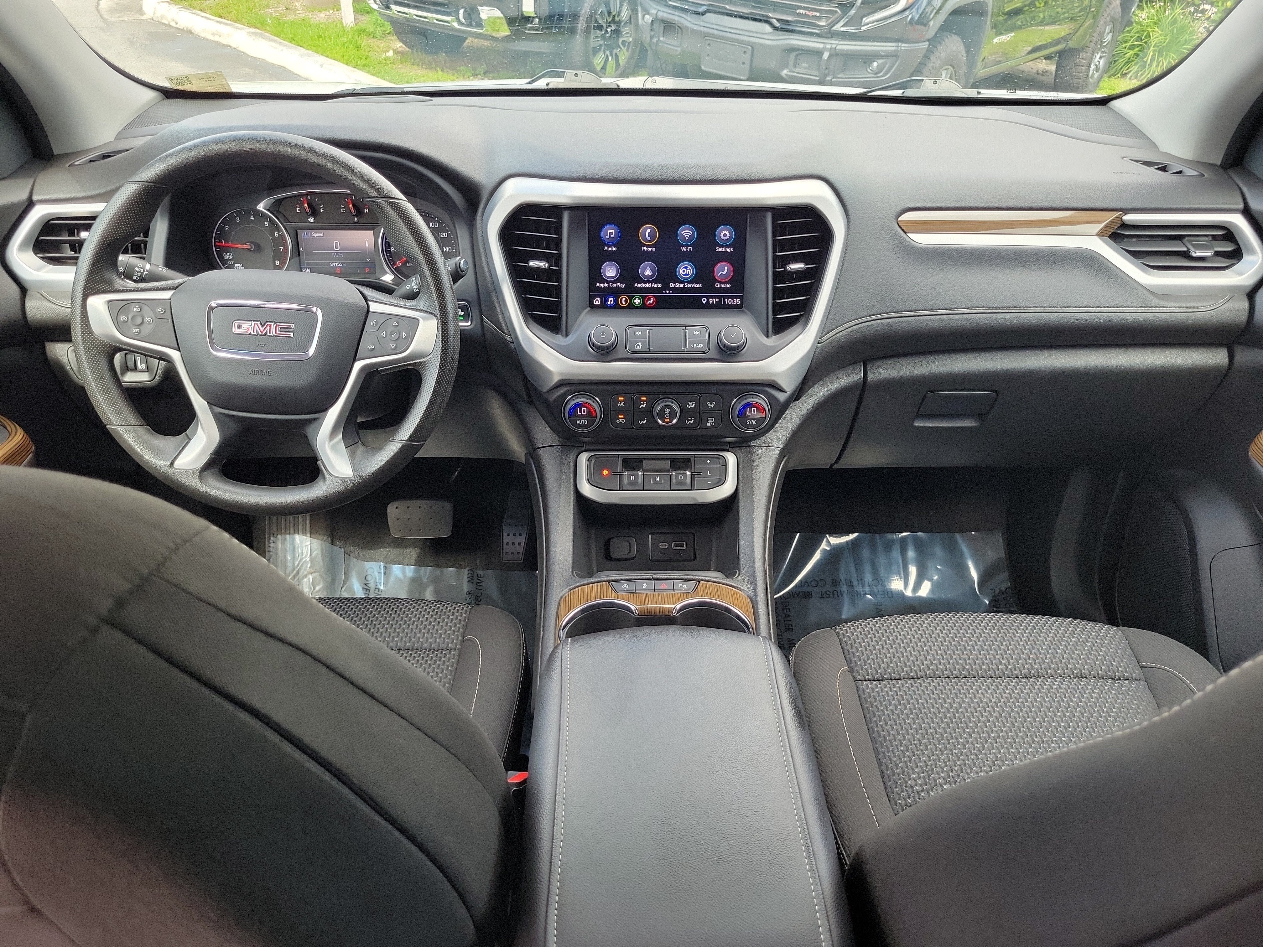 Used 2023 GMC Acadia SLE w/ Driver Convenience Package FWD image 18