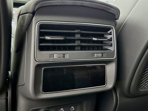 New 2025 Audi RS Q8 performance image 26