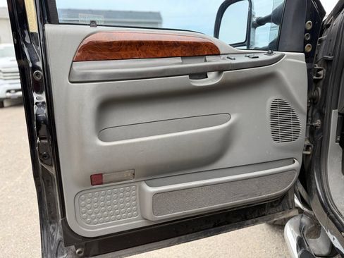 Used 2002 Ford F250 4x4 SuperCab Super Duty image 11