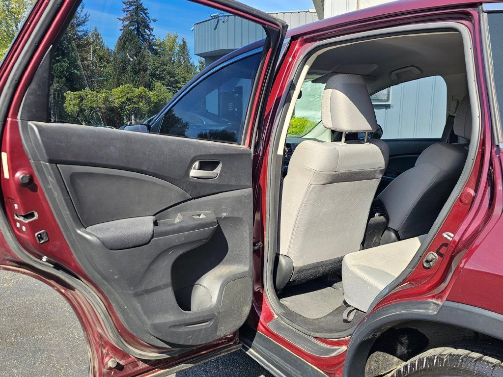 Used 2015 Honda CR-V LX image 16