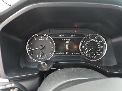 Used 2024 Mitsubishi Outlander SE Black Edition image 16