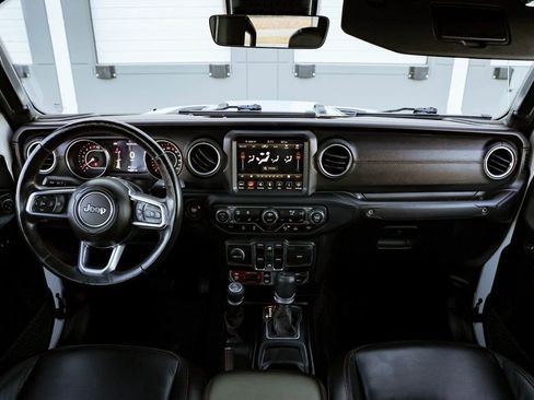 Used 2020 Jeep Gladiator Rubicon AWD/4WD image 33