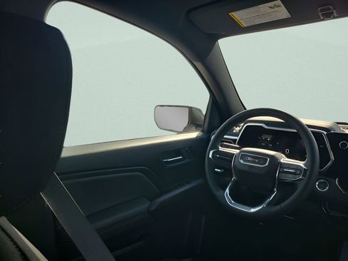 New 2026 GMC Canyon Elevation w/ Convenience Package image 15