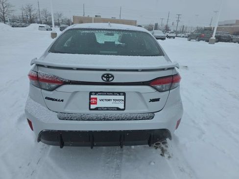 Used 2026 Toyota Corolla XSE FWD image 6