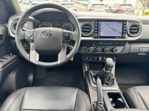 Used 2022 Toyota Tacoma TRD Pro AWD/4WD image 28