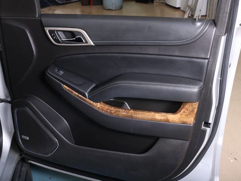 Used 2016 GMC Yukon Denali w/ Open Road Package image 22