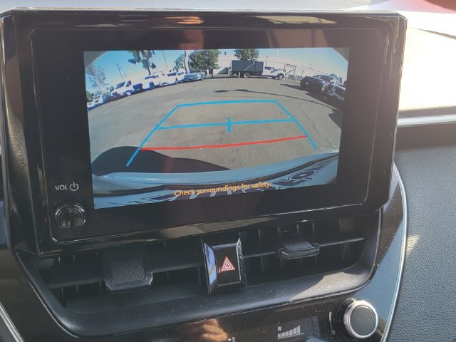Used 2025 Toyota Corolla LE FWD image 9