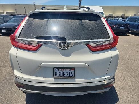 Used 2018 Honda CR-V Touring image 12