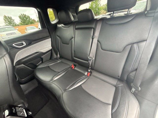 Used 2024 Jeep Compass Latitude AWD/4WD image 18