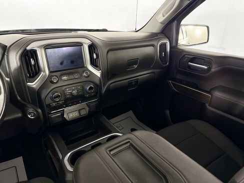 Used 2022 Chevrolet Silverado 1500 LT Trail Boss w/ Bed Protection Package AWD/4WD image 22