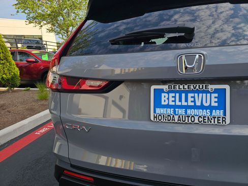 Certified 2025 Honda CR-V LX image 16