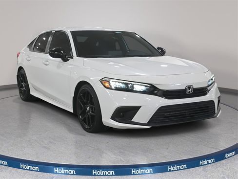 Used 2023 Honda Civic Sport image 4
