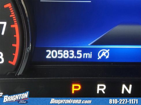 Used 2024 Ford Explorer XLT image 16