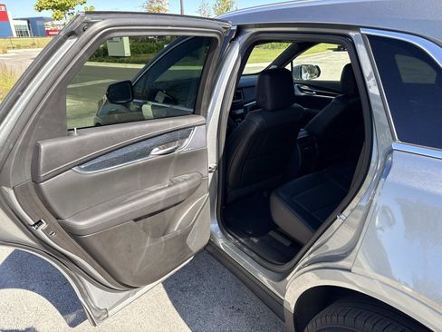 Certified 2025 Cadillac XT5 Premium Luxury image 14