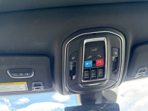 Used 2024 Jeep Grand Cherokee Trailhawk AWD/4WD image 20