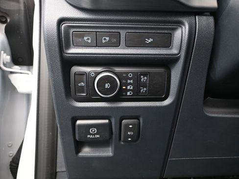 Used 2023 Ford F150 Lariat w/ Equipment Group 502A High image 34