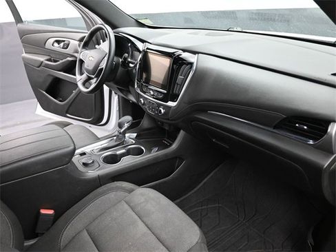 Used 2023 Chevrolet Traverse LT w/ LPO, Floor Liner Package image 26