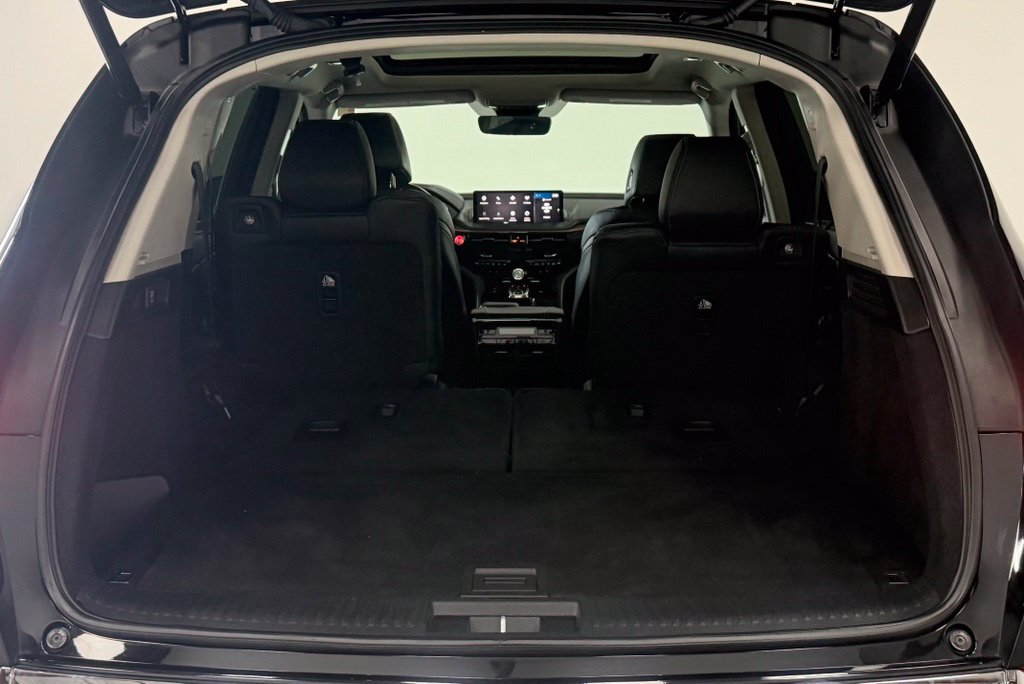Used 2022 Acura MDX w/ Technology Package AWD/4WD image 30