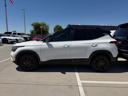 Certified 2024 Kia Seltos X-Line AWD/4WD image 6