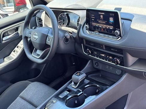 New 2026 Nissan Rogue SV FWD image 25