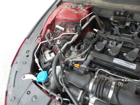 Used 2018 Honda Accord Sport image 30