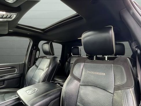 Used 2021 RAM 3500 Laramie w/ Night Edition image 25