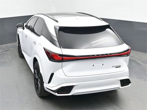 Used 2024 Lexus RX 500h F Sport w/ Convenience Package image 39