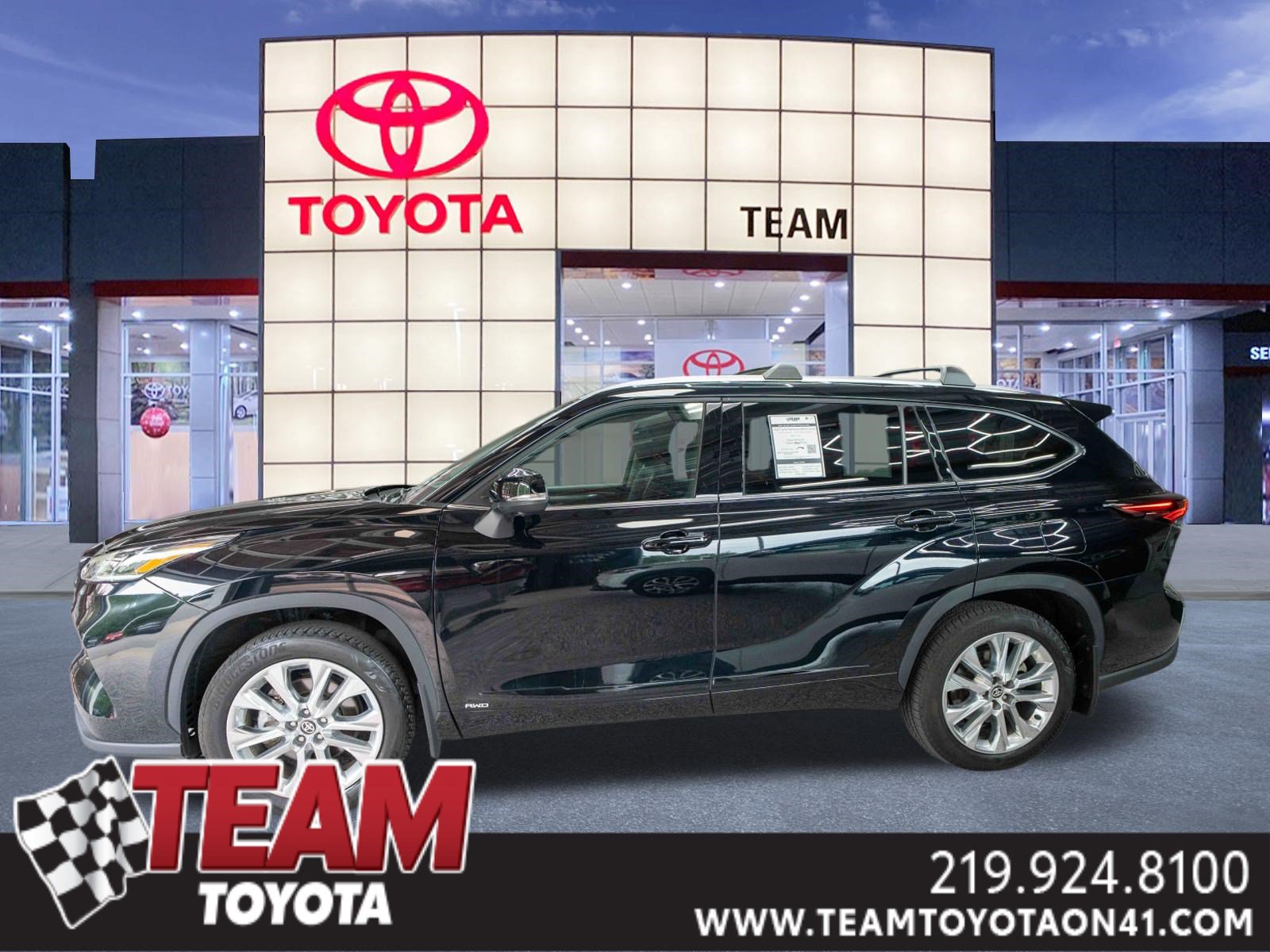 Used 2026 Toyota Highlander Limited AWD/4WD image 1