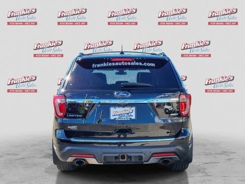Used 2018 Ford Explorer Limited w/ Equipment Group 301A AWD/4WD image 4
