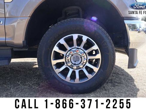 Used 2021 Ford F250 Lariat w/ Lariat Value Package image 5